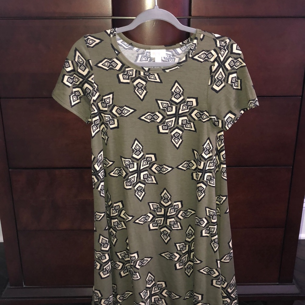 Xxs LuLaRoe Carly dress